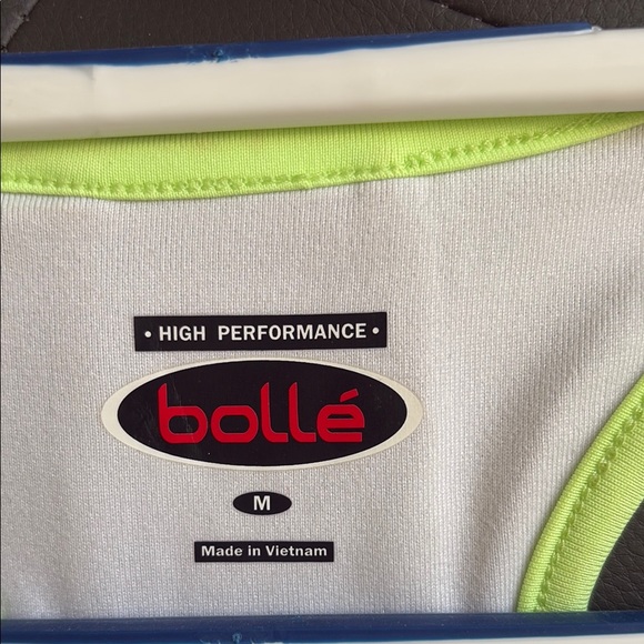 Bolle Bundle - lot of 4 Women's High Performance Athletic Tank Tops EUC. SZ:M - Picture 3 of 16